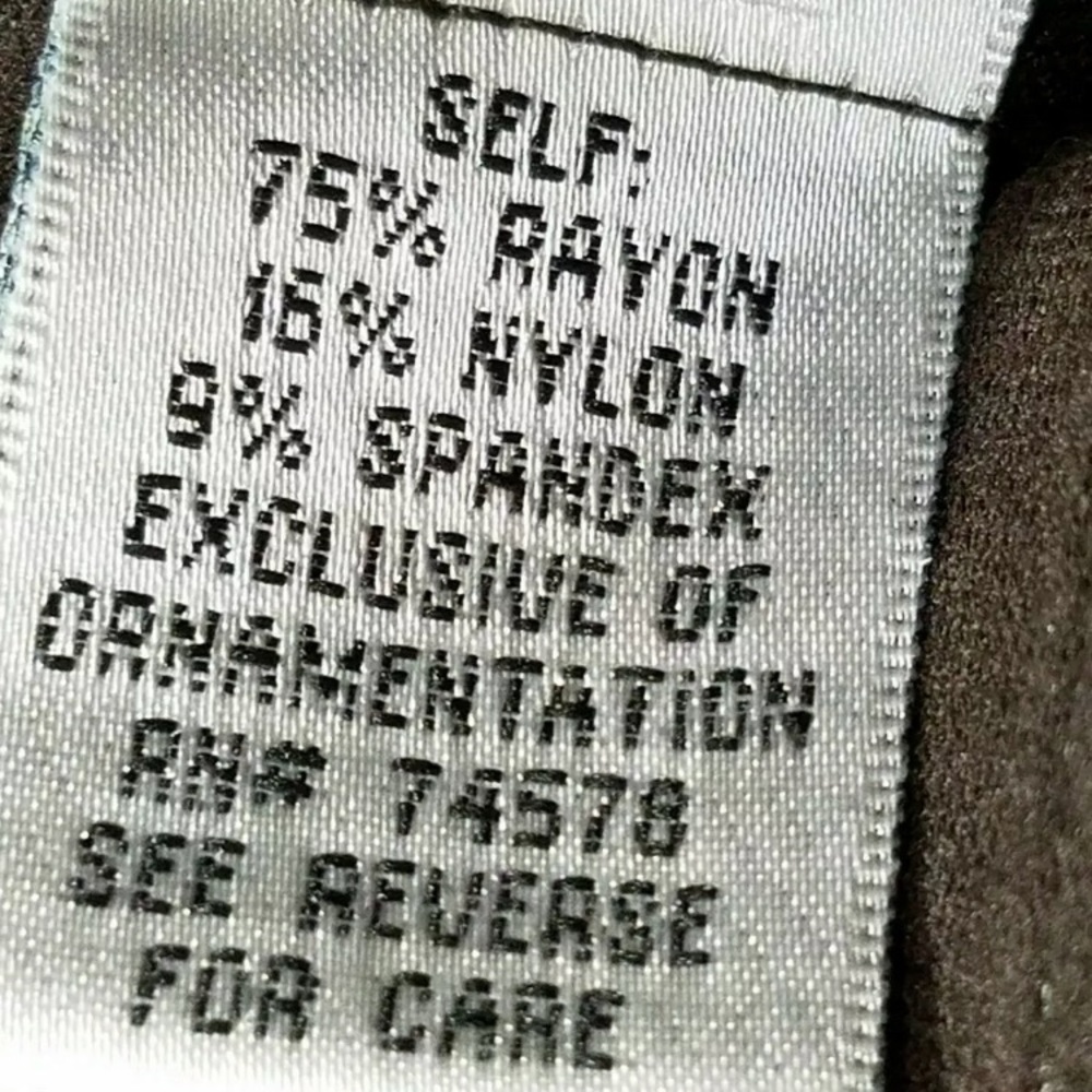 Cache Jacket - Chic And Flattering! - image 8